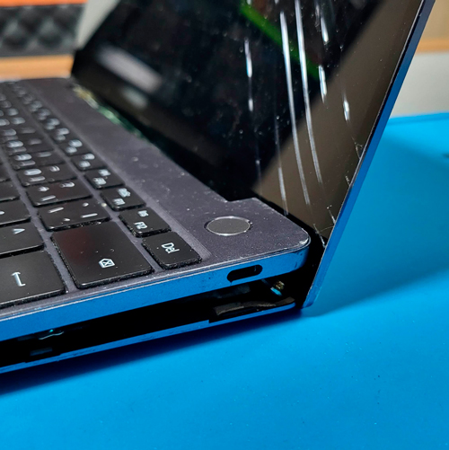 Замена петель ноутбука ️ Ремонт креплений петель ноутбука, цена